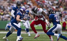 德甲最新形势：迈阿密热火高居榜首，费城76人强势追赶，冠军归属成迷